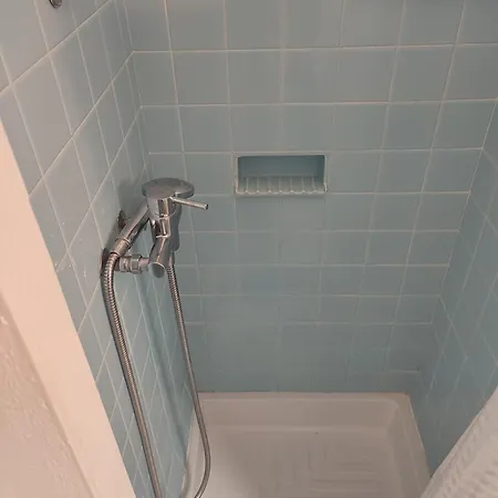 Daire T1 Dans Immeuble Sur Le Grau-du-Roi